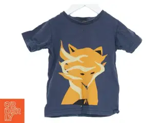 T-shirt med rævetryk fra Muzej Jugoslavije (str. 104)