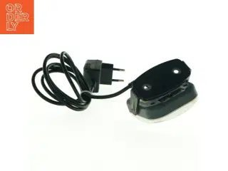 Lampe til 220v (str. 8 x 7 cm) TV “ snydelampe”