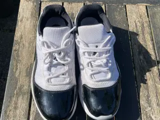 Jordan sko