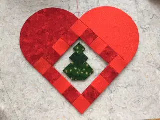 Hjerte syet i patchwork