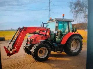 Massey Ferguson 5612 4 WD Traktor med frontlæsser