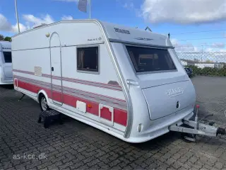 2007 - Kabe Royal 560 XL KS   Kabe Royal 560 XL KS årg. 2007 incl.Kampa lufttelt ,mover,DuoControl, solceller. 4 sovepladser, 6 siddepladser.