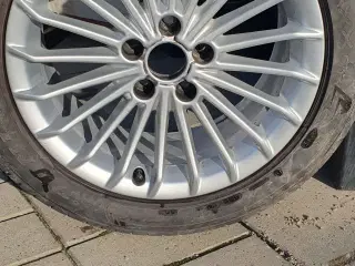 Audi alu fælg med dunlop dæk
