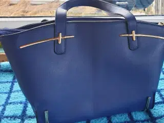 Blå taske
