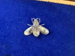 Sød lille broche