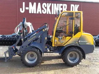 Eurotrac W12 F  mellem tårn