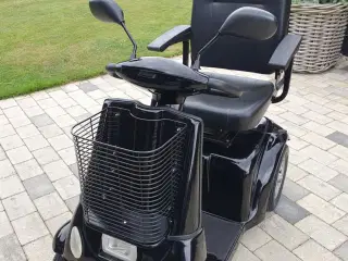 Velholdt El-scooter