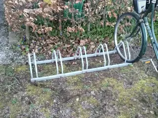 Cykelstativ til 5 cykler 