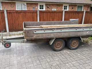 Brenderup trailer 1600 total med papir og plader 
