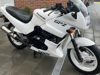 Nysynet Kawasaki GPZ 500s