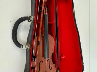 Lille 'model' violin i kuffert