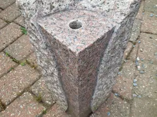 Sten til havespringvand
