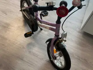 Winter pige cykel