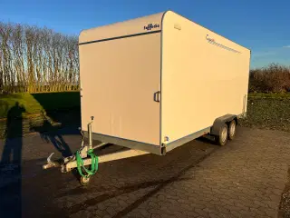 Cargo trailer