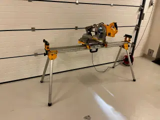 Dewalt DWS778-QS Kap/geringssav
