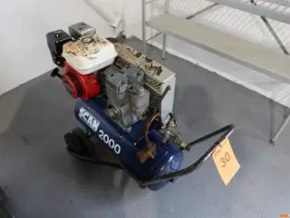 KOMPRESSOR, Scan