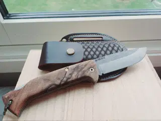 Ny jagtkniv