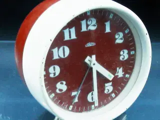 PRIM vintage vækkeur / made in Tjekkoslovakiet. 