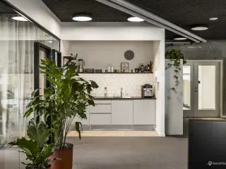 Kontorlejemål på 649 m²