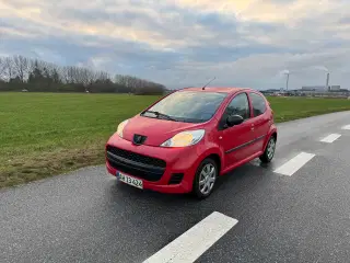 Fin og pålidelig Peugeot 107