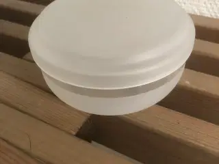 Glasskål med låg 