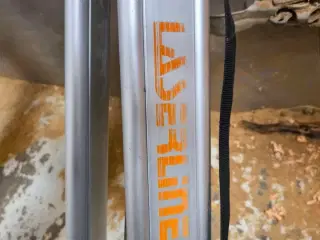 Stativ LASERLINER til nivelleringsapparat