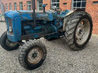 Fordson Super Major