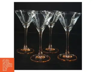 Martini-glas med kobberfarvet kant (str. 16,5 x 9,5 cm)