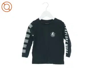 Bluse fra VRS (str. 104 cm)