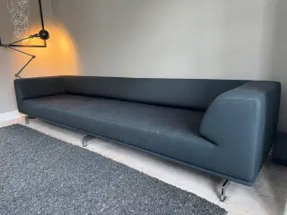 Delphi sofa