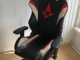 Gamerstol astralis 