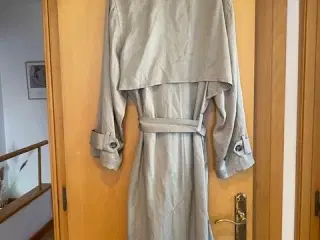 WEEKDAY trenchcoat 