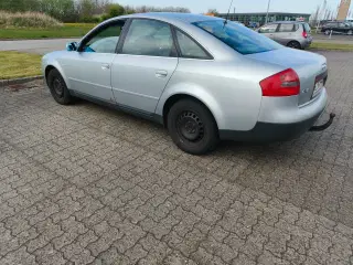 Audi A6 V6 2,4