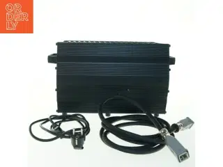 Audio visuelt udstyr fra Audiovisuelle Technik (str. 36 cm)