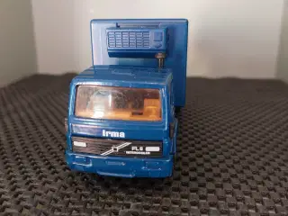 Siku volvo f7  irma