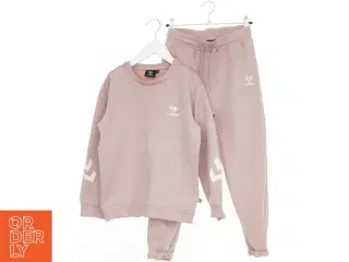 Lyserødt sweat sæt fra Hummel fra Hummel (str. 140)