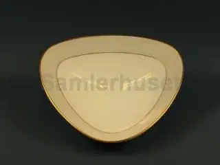 Noblesse Princes Kagefad Trekantet 17½x17½ cm.