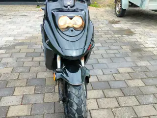 Hot 50 scooter