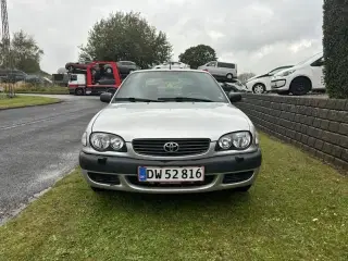 Toyota Corolla L/B 1,4 Linea Terra 97HK 5d