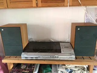 Beocenter 4600 Radio/pladespiller m. Højtaler