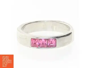 Ring med pink sten (str. 59 mm)