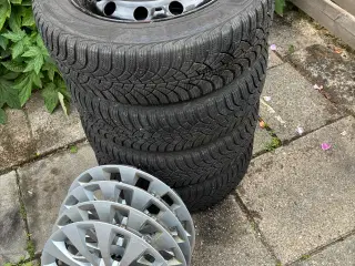 Vinterdæk på stålfælge 185/60 15