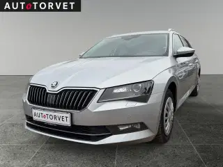 Skoda Superb 2,0 TDi 150 Style Combi DSG