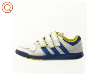 Sko fra Adidas (str. 23 cm)