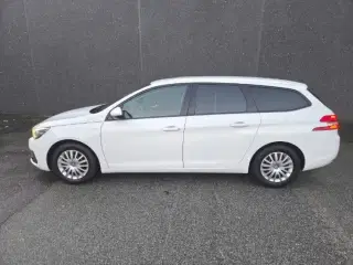 Peugeot 308 1,5 BlueHDi 130 Prestige SW Van