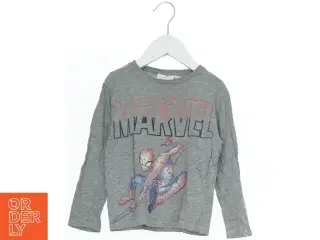Marvel Spiderman langærmet t-shirt fra Marvel (str. 104)