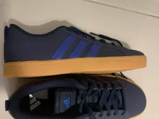 Adidas sko