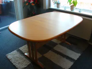 Spisebord Med Udtræk