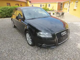Audi A 3 1.6 TDi År 2011 Synet 9/24.