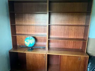 Teak reoler